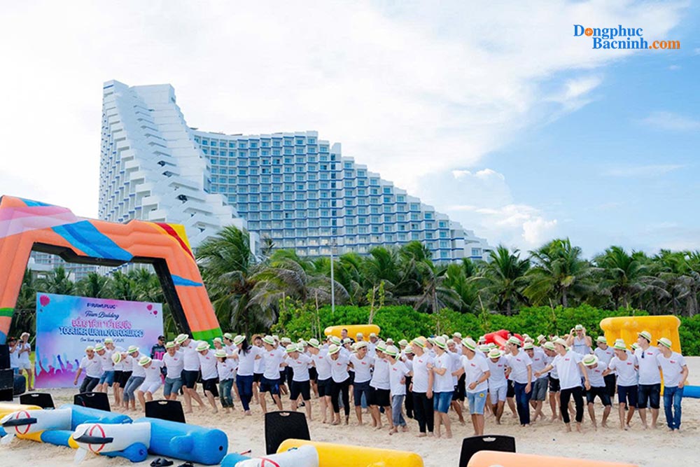 May đồng phục Lục Ngạn