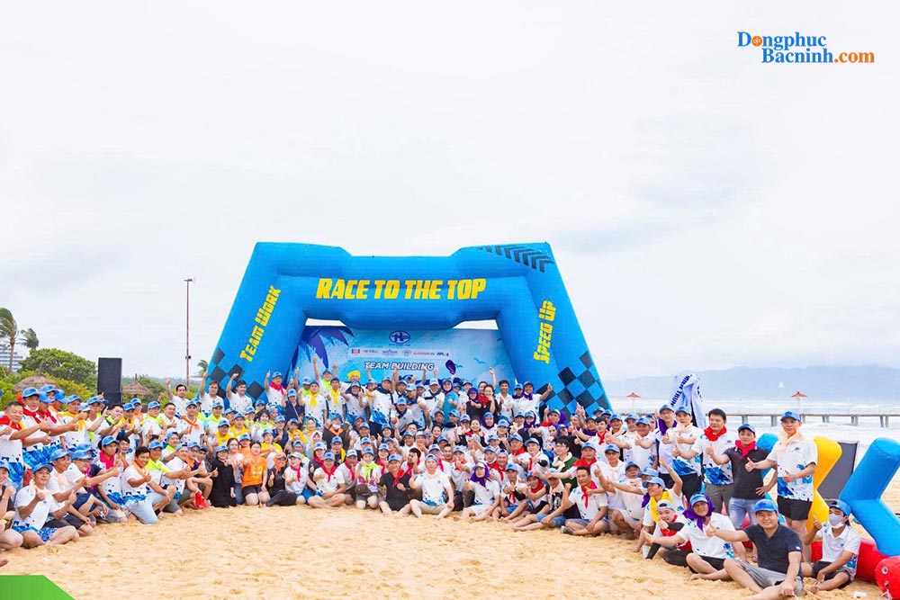 May đồng phục Vân Sơn