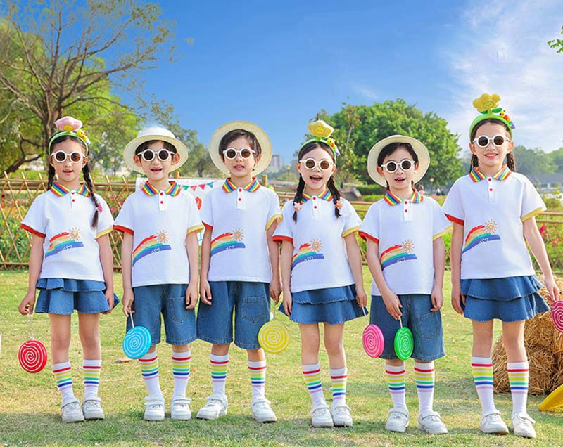 May và In Đồng phục học sinh mầm non màu trắng phối sắc màu