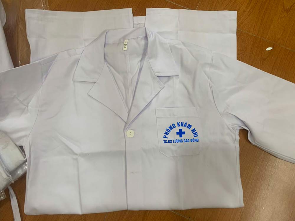 May và In đồng phục y tế Phòng khám Nhi TS.BS Lương Cao Đồng