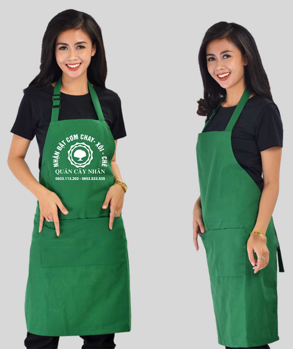 May và in tạp dề Quán Cây Nhãn với thiết kế gọn gàng, thân thiện. Sản phẩm phù hợp cho môi trường quán ăn và phục vụ khách hàng.